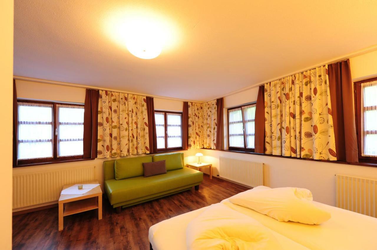 Wally Berg-Appartements Zams Exterior photo
